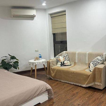 Bom'S House Apartment Hanoi Bagian luar foto