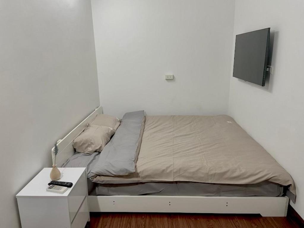 Bom'S House Apartment Hanoi Bagian luar foto