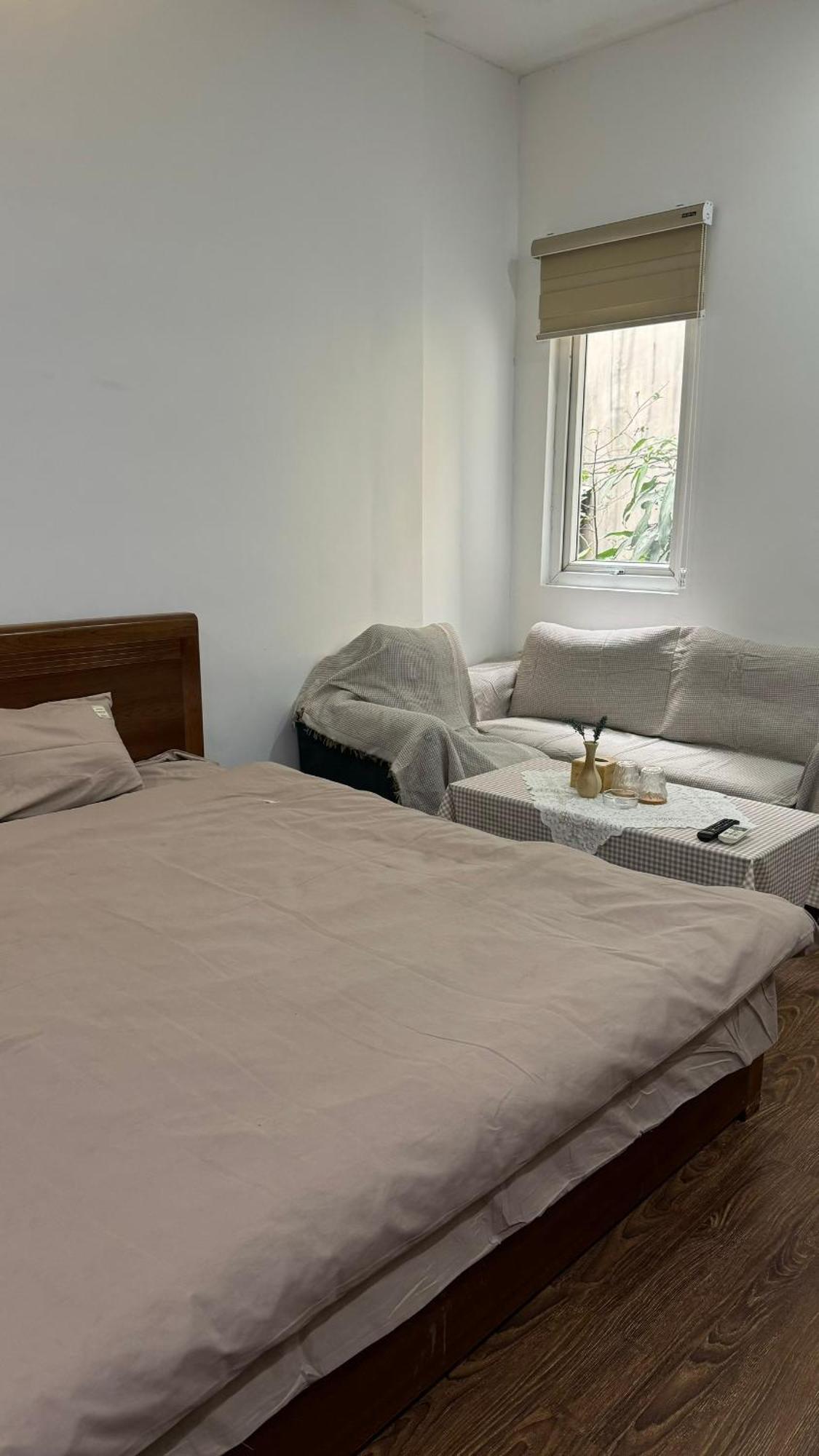 Bom'S House Apartment Hanoi Bagian luar foto